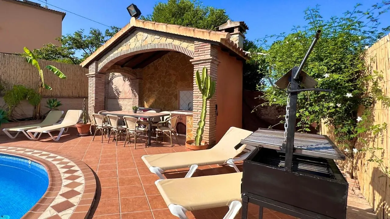 Chalet El Parral - Piscina Y Sala De Cine Malaga 0*,